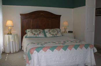 Glen Oaks Inn Intervale Exterior photo