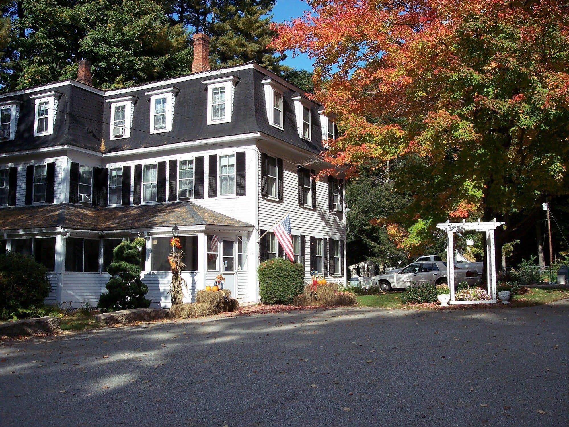Glen Oaks Inn Intervale Exterior photo